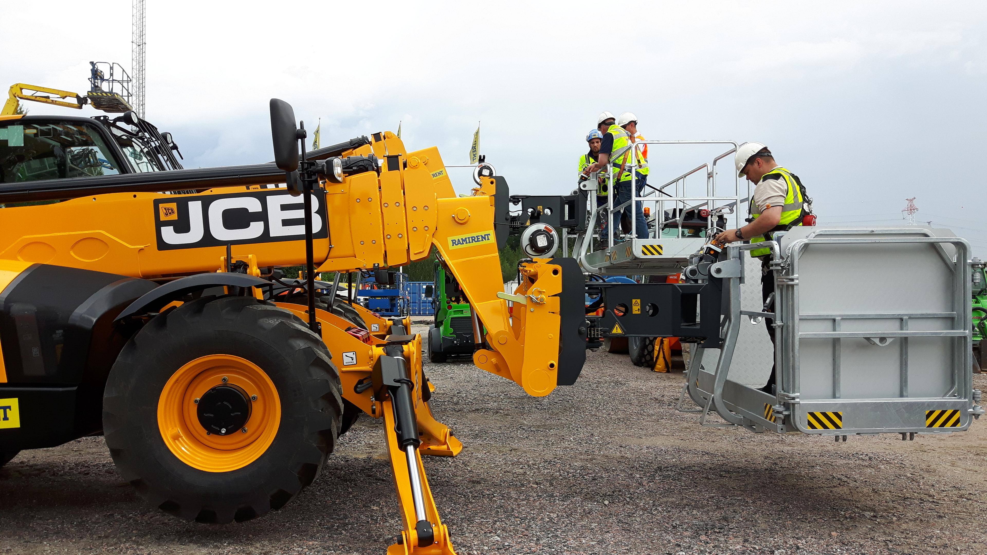 Teleskoptruck lyfthöjd 17 m